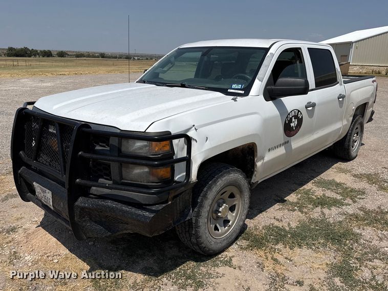 2015 Chevrolet Silverado 1500 Crew Cab pickup truck