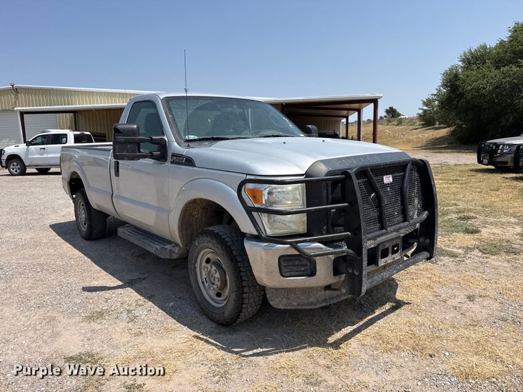 image for item EW4184 2015 Ford F250 Super Duty pickup truck