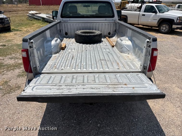 image for item EW4184 2015 Ford F250 Super Duty pickup truck