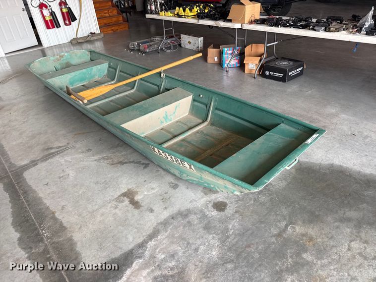 image for item EW4189 Gibson boat