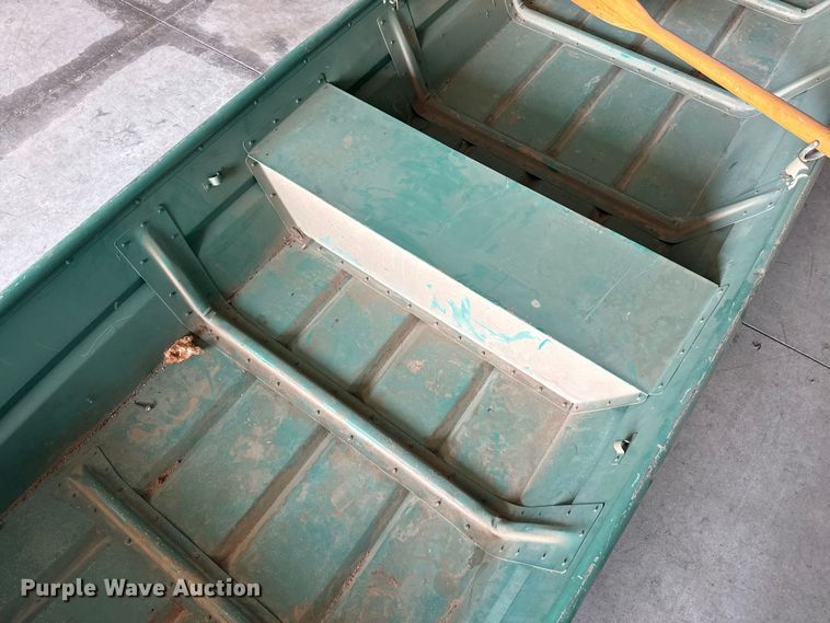 image for item EW4189 Gibson boat