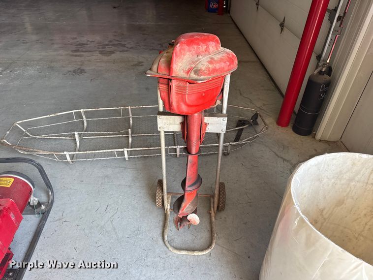 image for item EW4189 Gibson boat