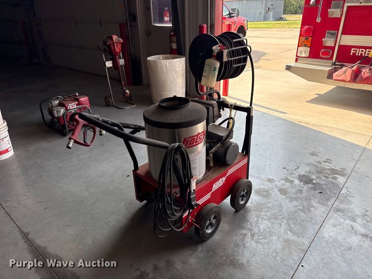 image for item EW4191 Hotsy pressure washer