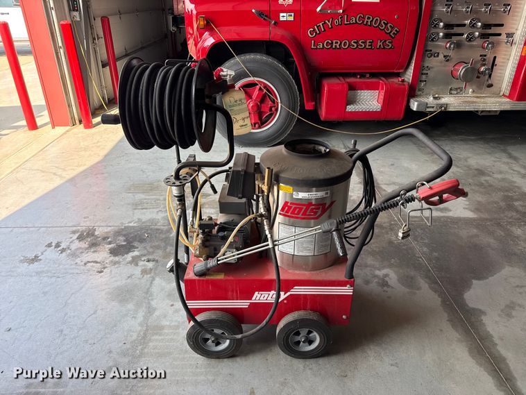 image for item EW4191 Hotsy pressure washer