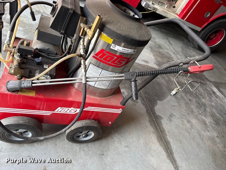 image for item EW4191 Hotsy pressure washer