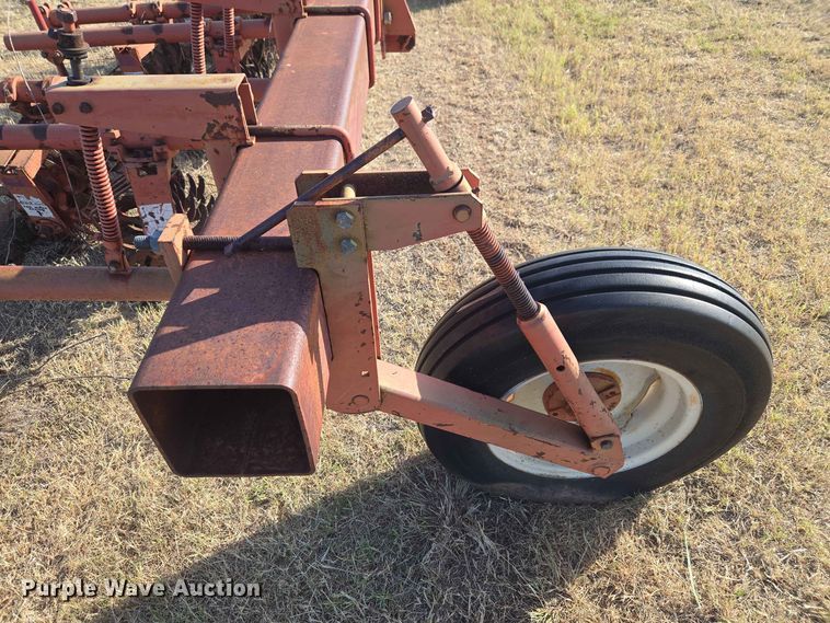 image for item EW8556 Bush Hog 6400 row crop cultivator