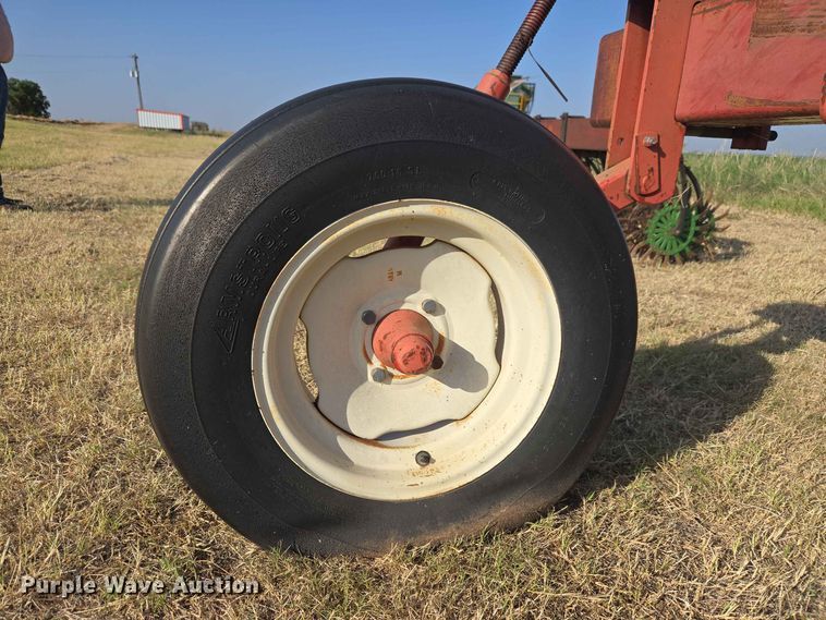 image for item EW8556 Bush Hog 6400 row crop cultivator