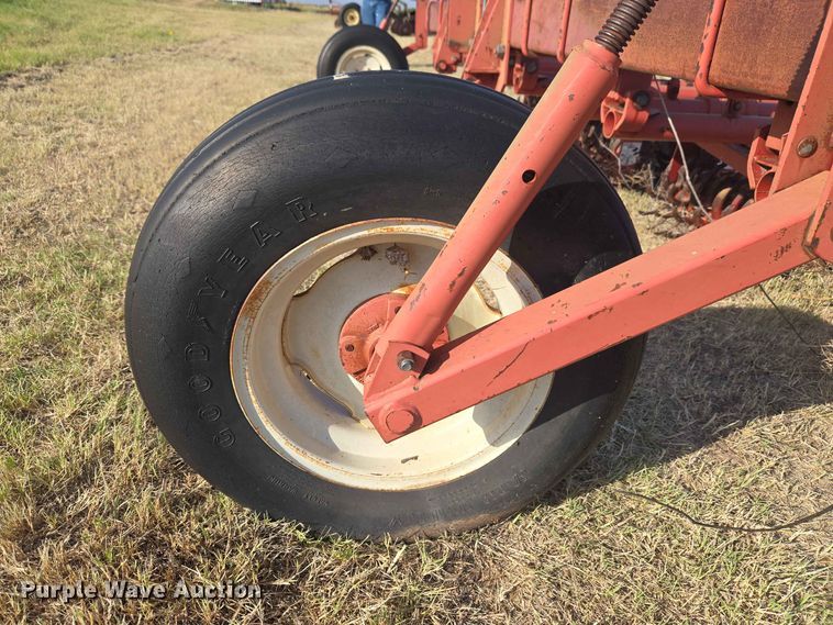 image for item EW8556 Bush Hog 6400 row crop cultivator