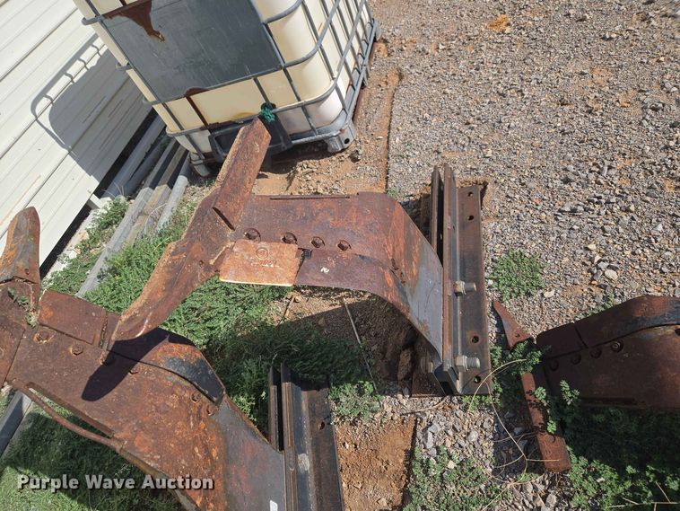 image for item EW8557 (4) ripper Shanks