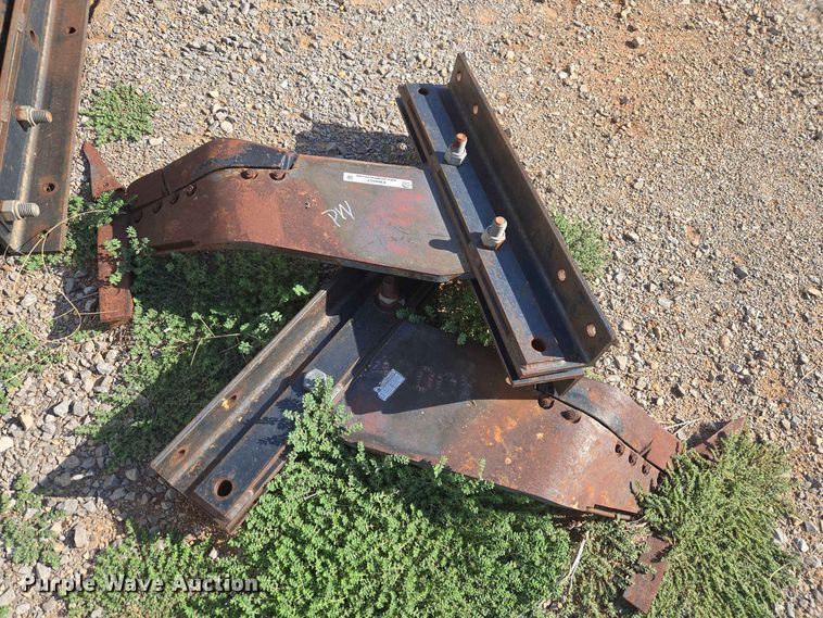 image for item EW8557 (4) ripper Shanks
