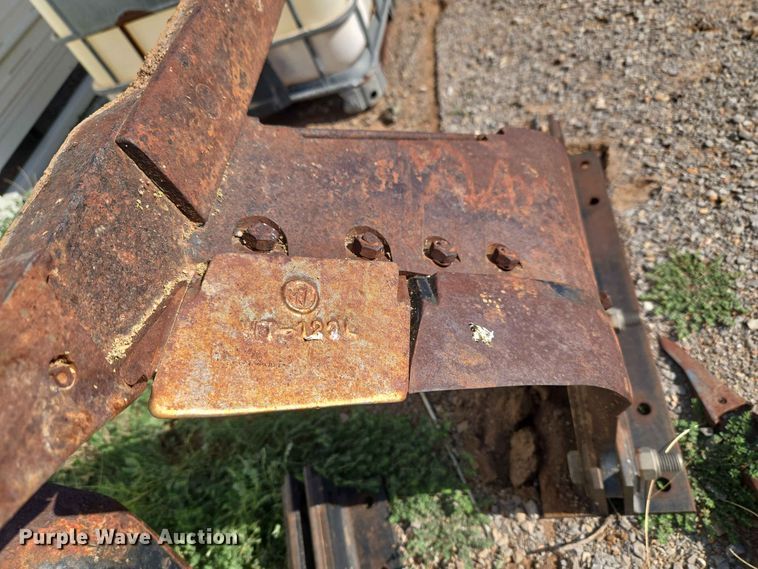 image for item EW8557 (4) ripper Shanks