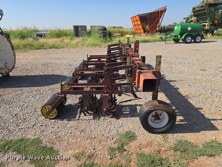 image for item EW8559 Bush Hog 6400 row crop cultivator