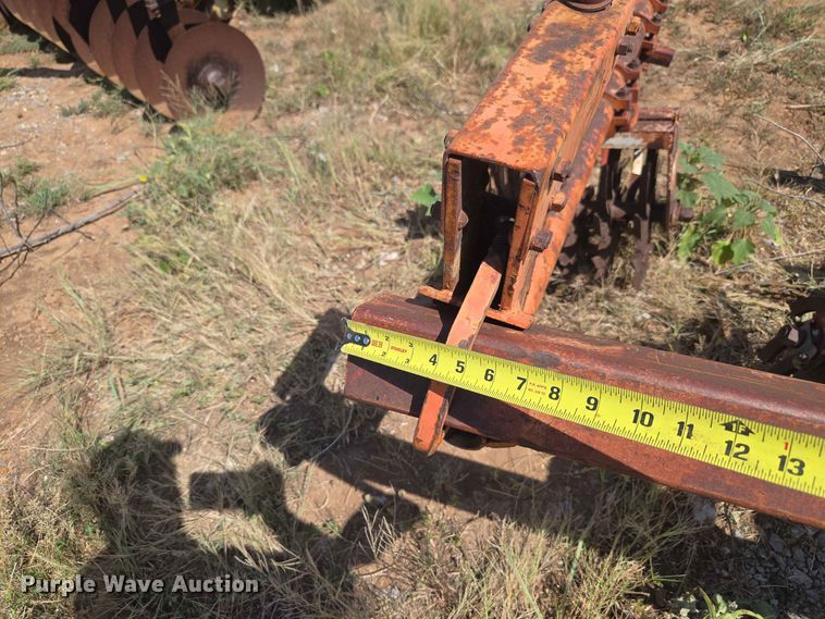 image for item EW8564 Row crop cultivator