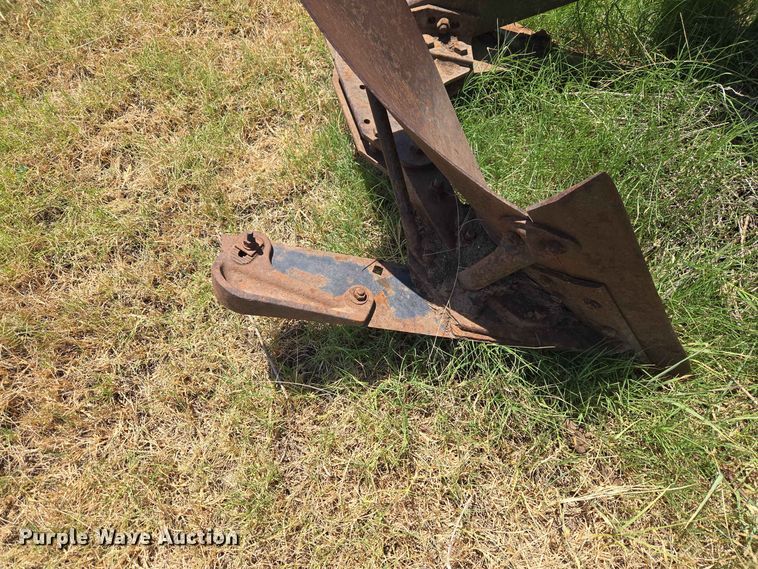 image for item EW8568 Six bottom two way plow
