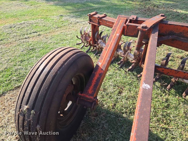 image for item EW8572 Richardson MTA mulch Treader