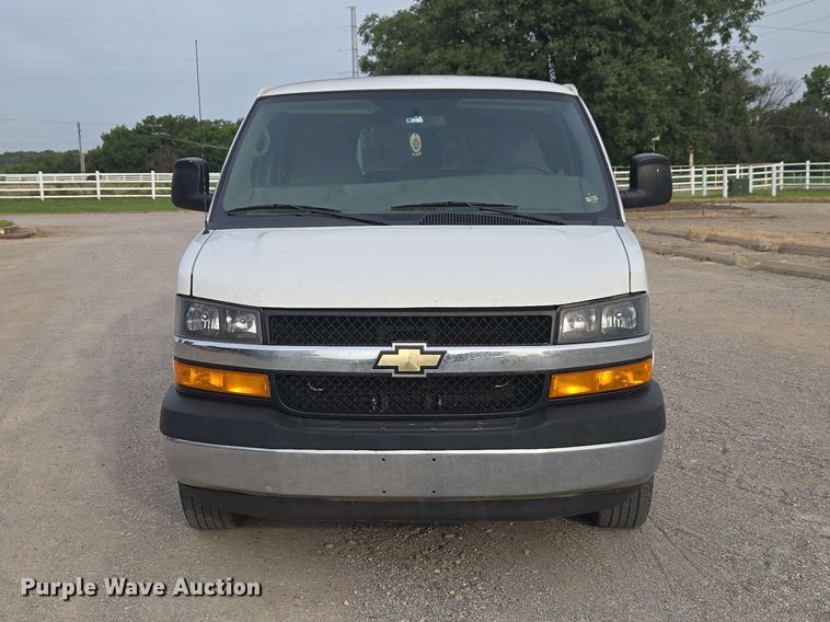 image for item EW8574 2014 Chevrolet  Express 3500 van