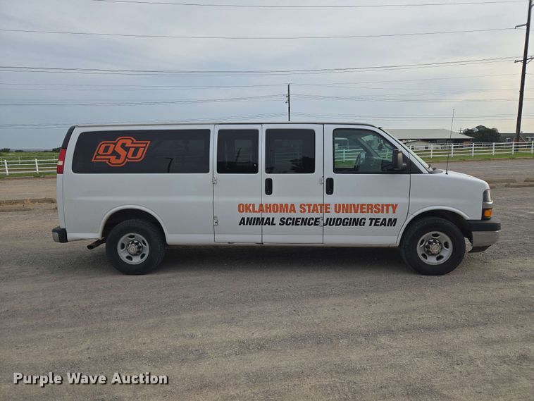 image for item EW8574 2014 Chevrolet  Express 3500 van