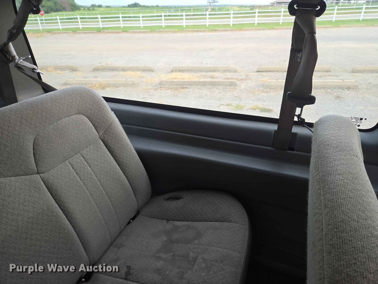 image for item EW8574 2014 Chevrolet  Express 3500 van