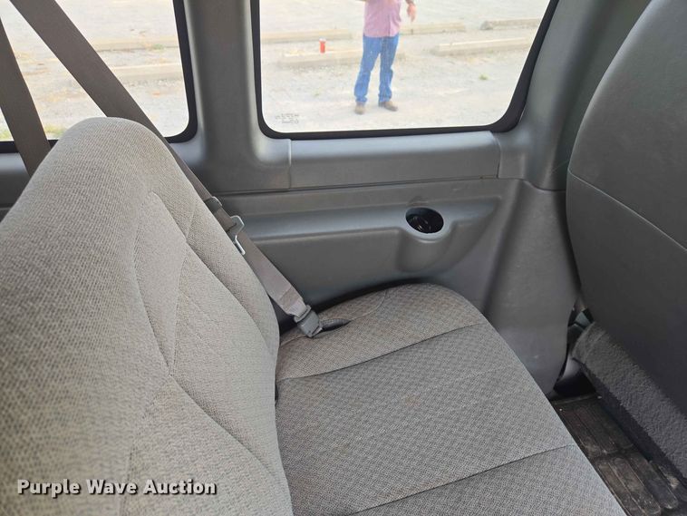 image for item EW8574 2014 Chevrolet  Express 3500 van