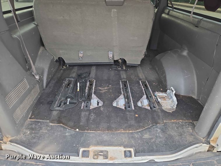 image for item EW8574 2014 Chevrolet  Express 3500 van