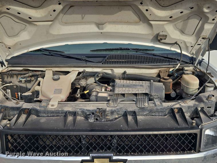 image for item EW8574 2014 Chevrolet  Express 3500 van