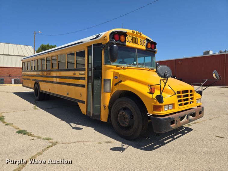 image for item EW8582 2006 Blue Bird BB Conventional school bus