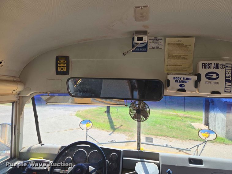 image for item EW8582 2006 Blue Bird BB Conventional school bus