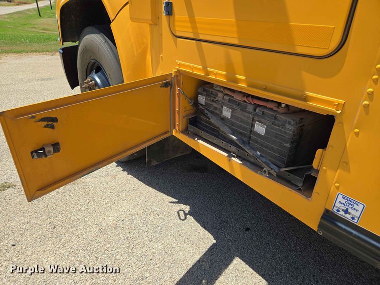 image for item EW8583 2013 Blue Bird BB Conventional school bus