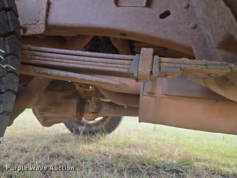 image for item EW8585 2006 Chevrolet  Silverado 2500HD Ext. Cab pickup truck