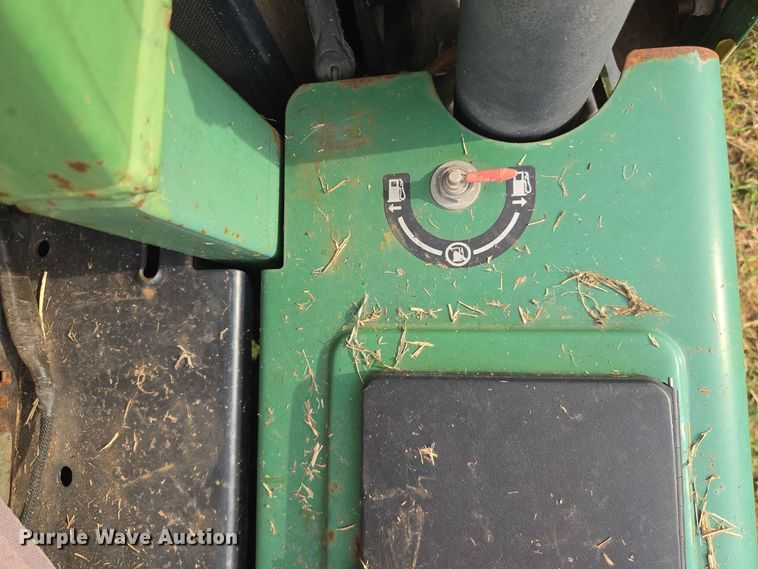 image for item EW8586 John Deere F935 lawn mower