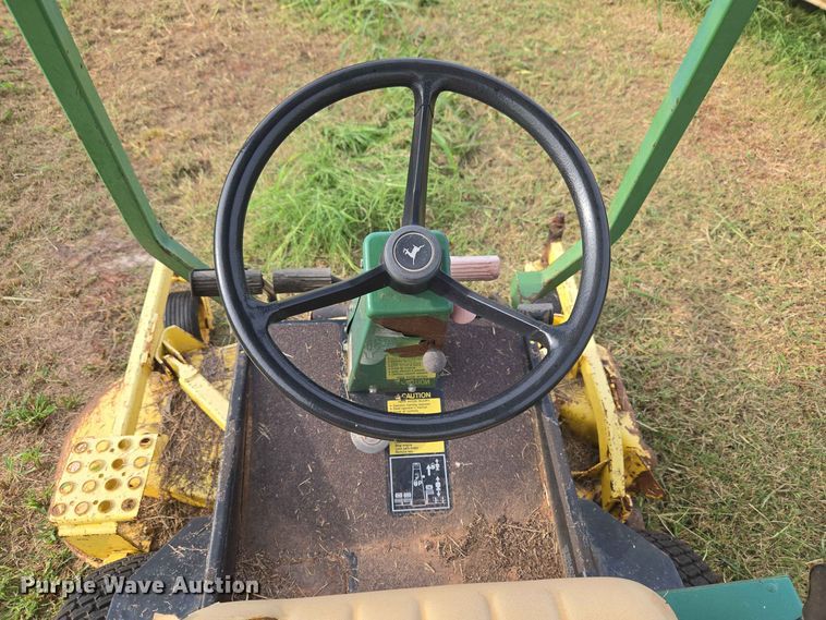 image for item EW8586 John Deere F935 lawn mower