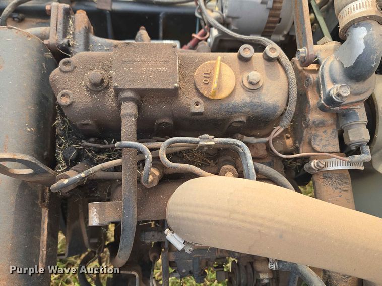 image for item EW8586 John Deere F935 lawn mower