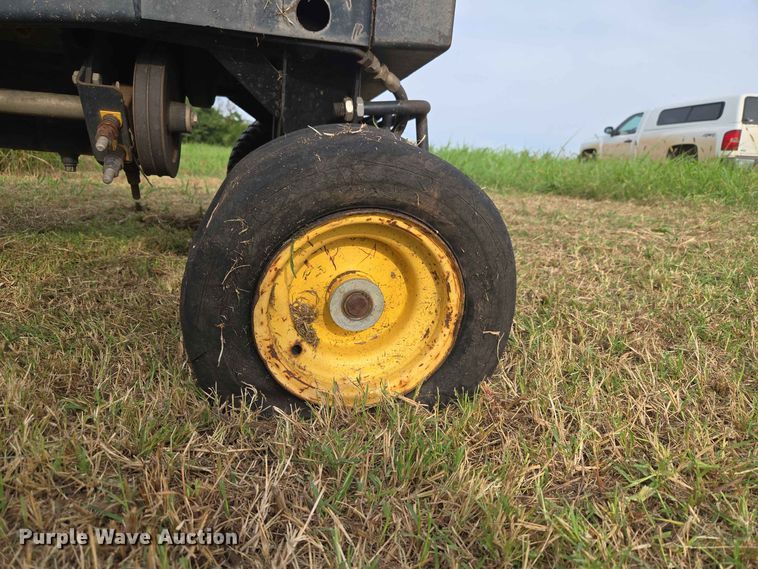 image for item EW8586 John Deere F935 lawn mower