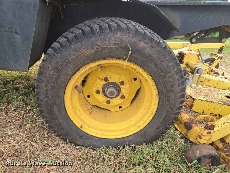 image for item EW8586 John Deere F935 lawn mower