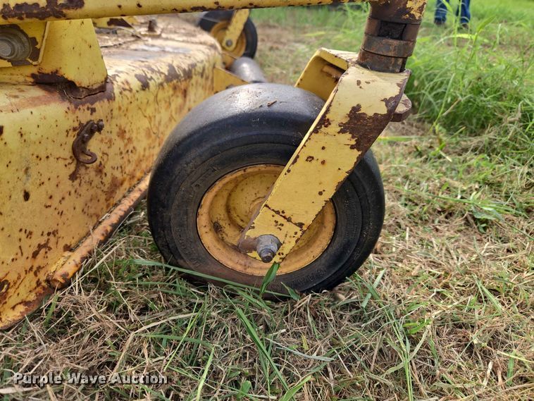 image for item EW8586 John Deere F935 lawn mower
