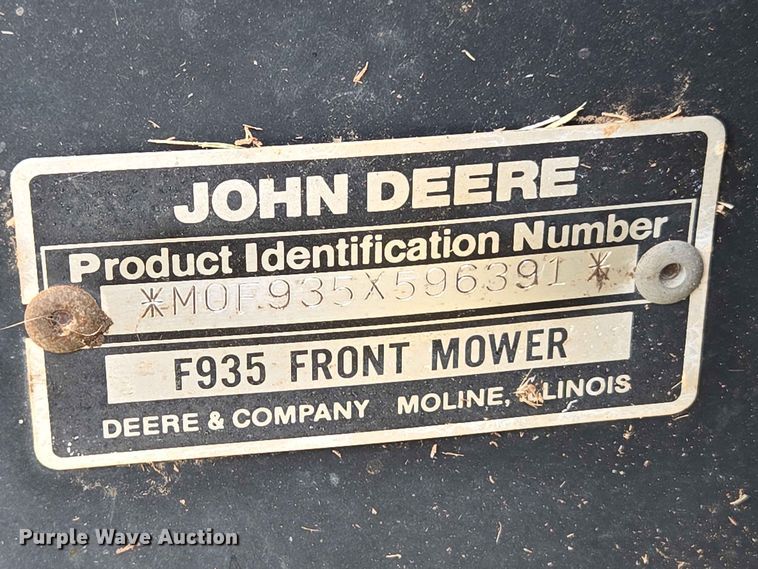 image for item EW8586 John Deere F935 lawn mower