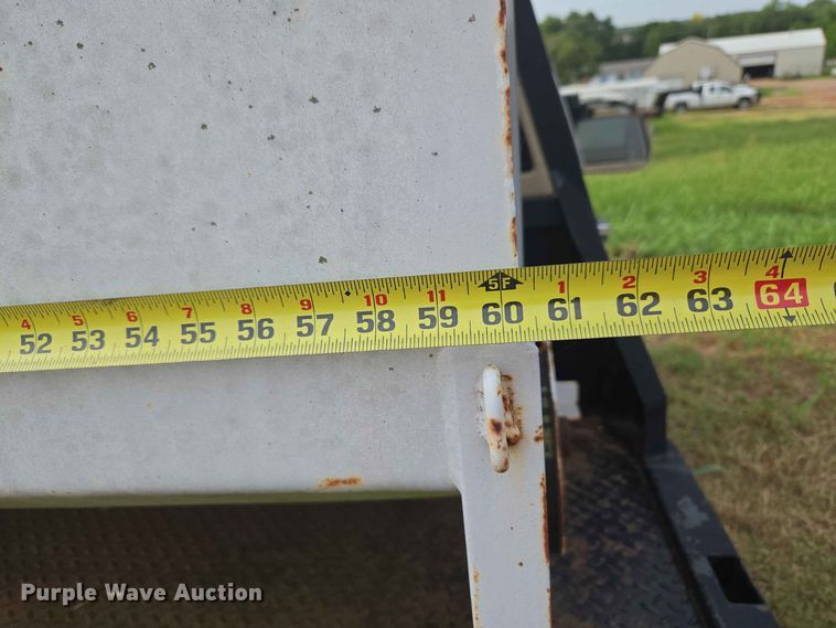 image for item EW8587 1987 Chevrolet Custom 20 bale bed pickup truck