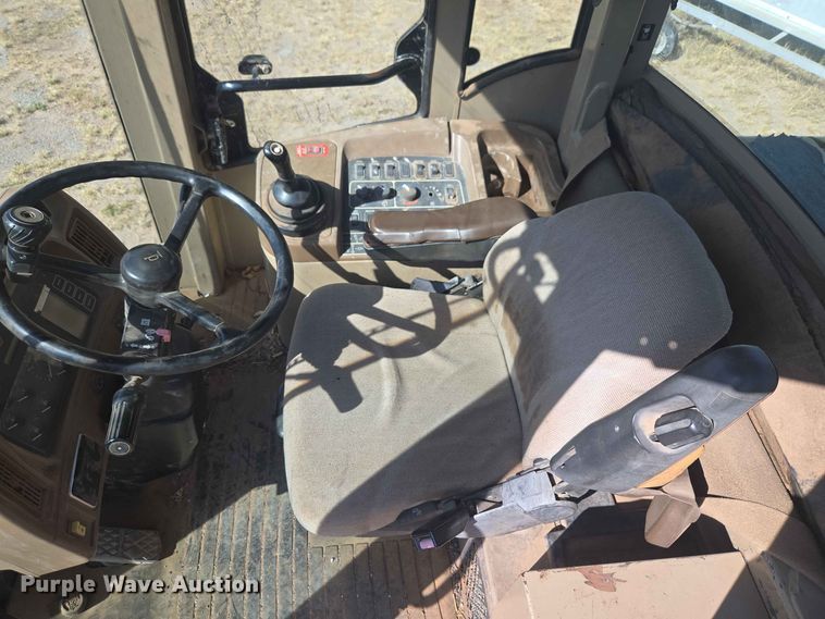 image for item EW8597 2001 John Deere 444H wheel loader