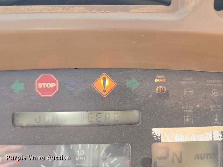 image for item EW8597 2001 John Deere 444H wheel loader