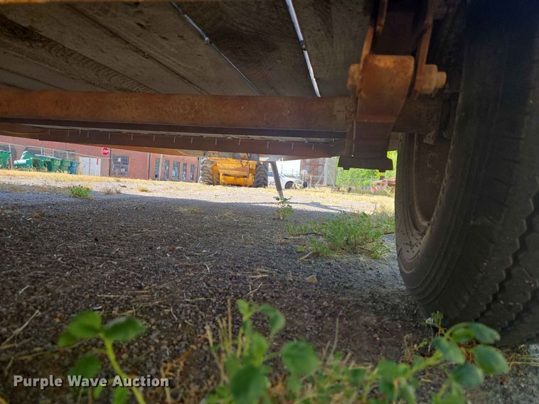 image for item EW8598 Shop Built utility trailer