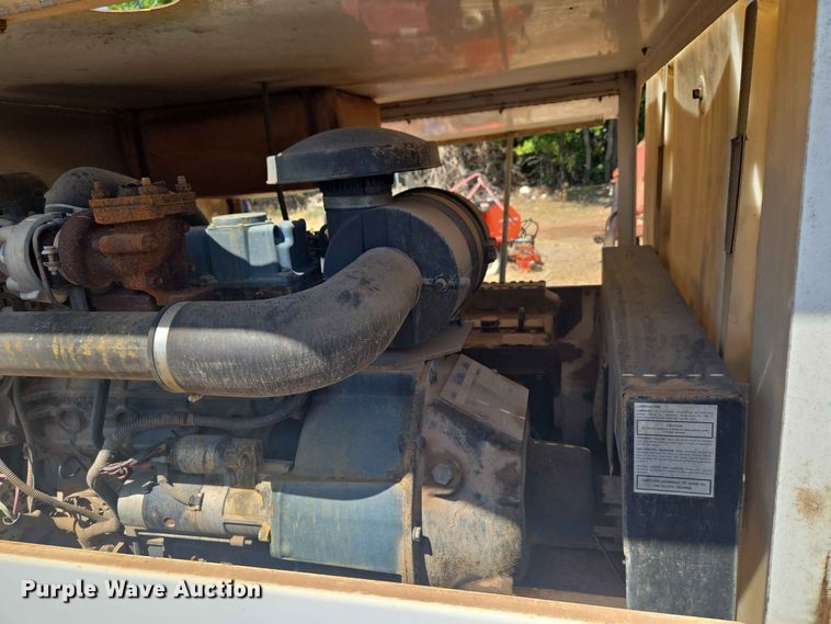image for item EW8599 SRECO FLEXIBLE HV1800TR/L/P/D vacuum excavator