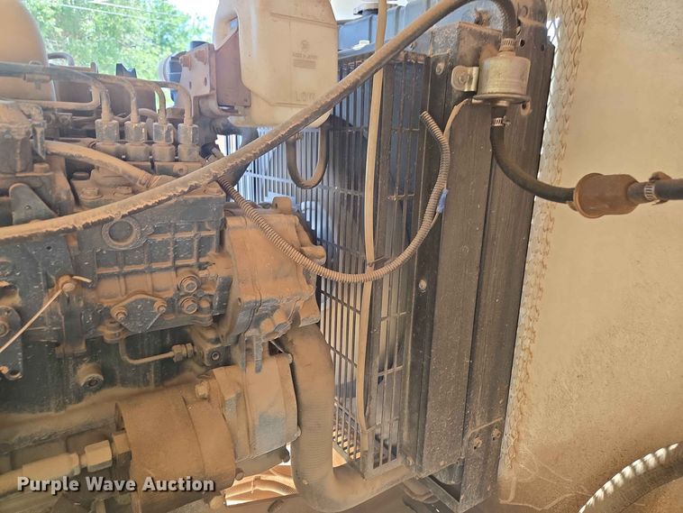 image for item EW8599 SRECO FLEXIBLE HV1800TR/L/P/D vacuum excavator