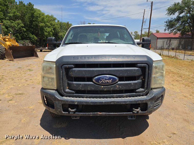 image for item EW8602 2015 Ford F250 Super Duty Crew Cab pickup truck