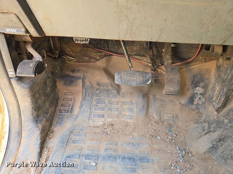 image for item EW8602 2015 Ford F250 Super Duty Crew Cab pickup truck