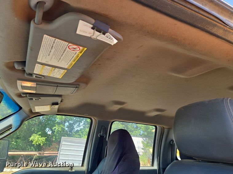 image for item EW8602 2015 Ford F250 Super Duty Crew Cab pickup truck