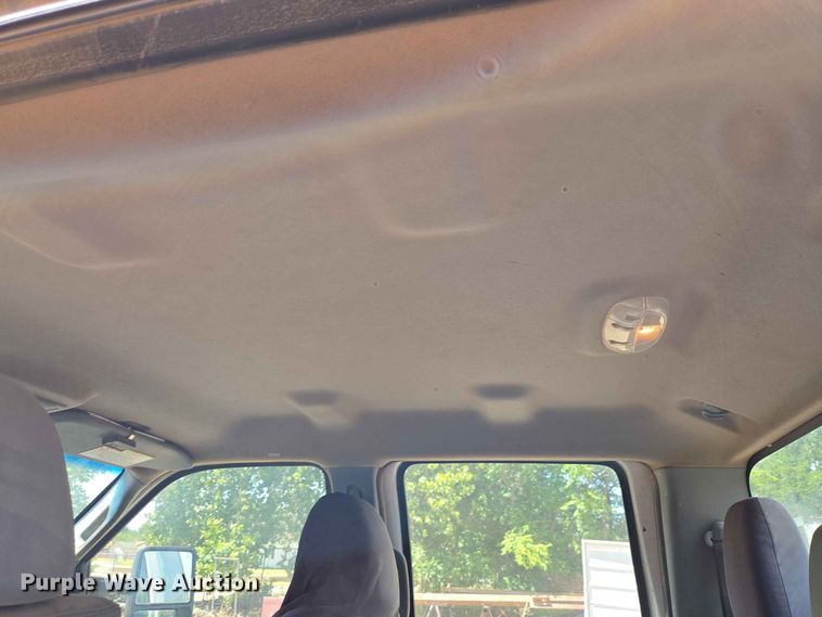 image for item EW8602 2015 Ford F250 Super Duty Crew Cab pickup truck