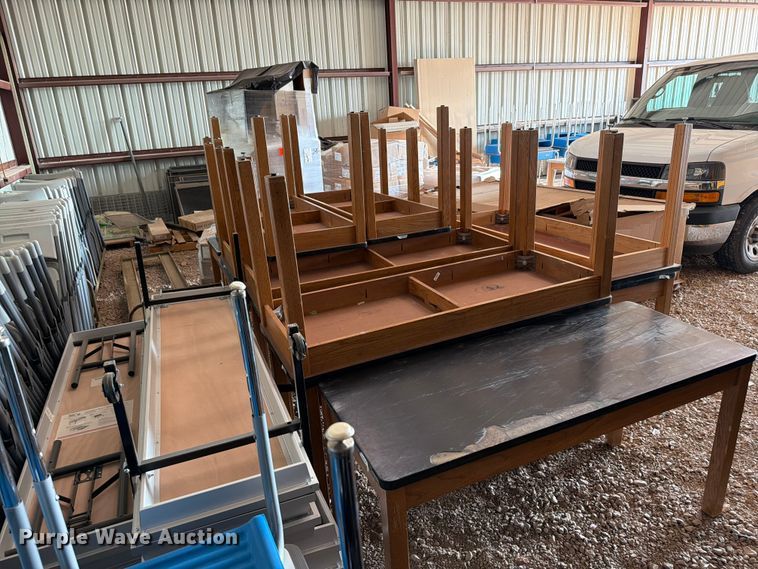 image for item EW8620 (13) tables
