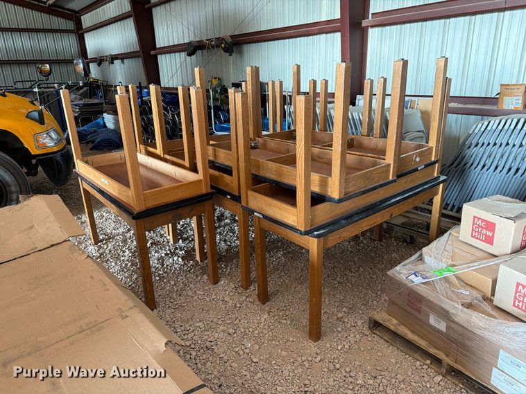 image for item EW8620 (13) tables