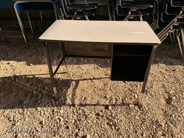 image for item EW8622 School furniture