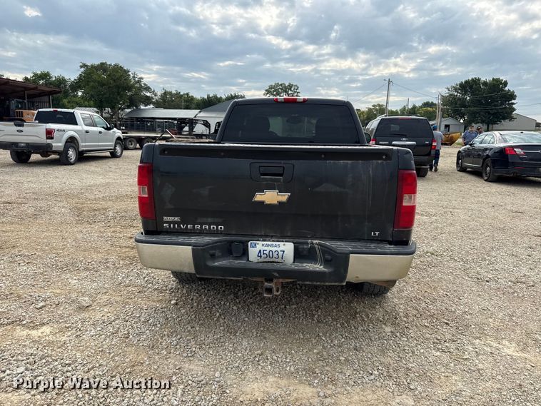 image for item EX2144 2009 Chevrolet Silverado 1500 Ext. Cab pickup truck